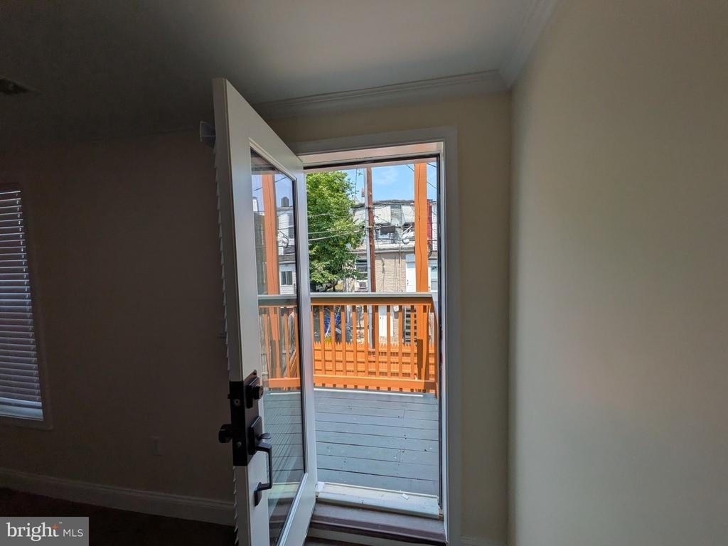 2953 Miles Avenue - Photo 24