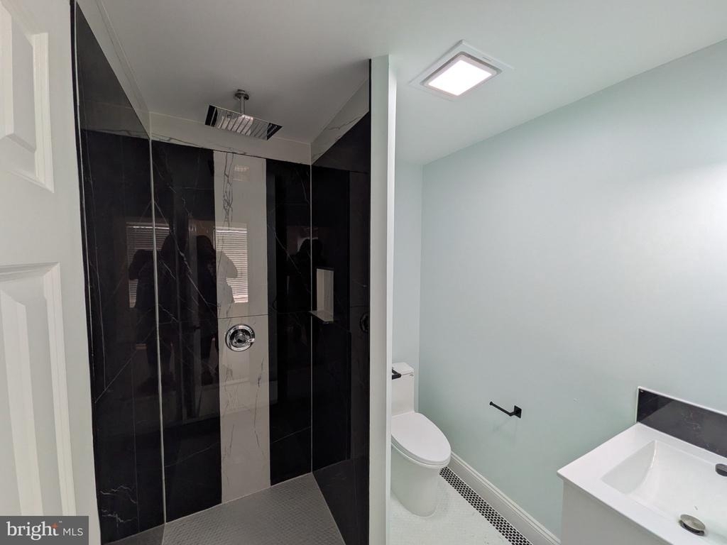 2953 Miles Avenue - Photo 10