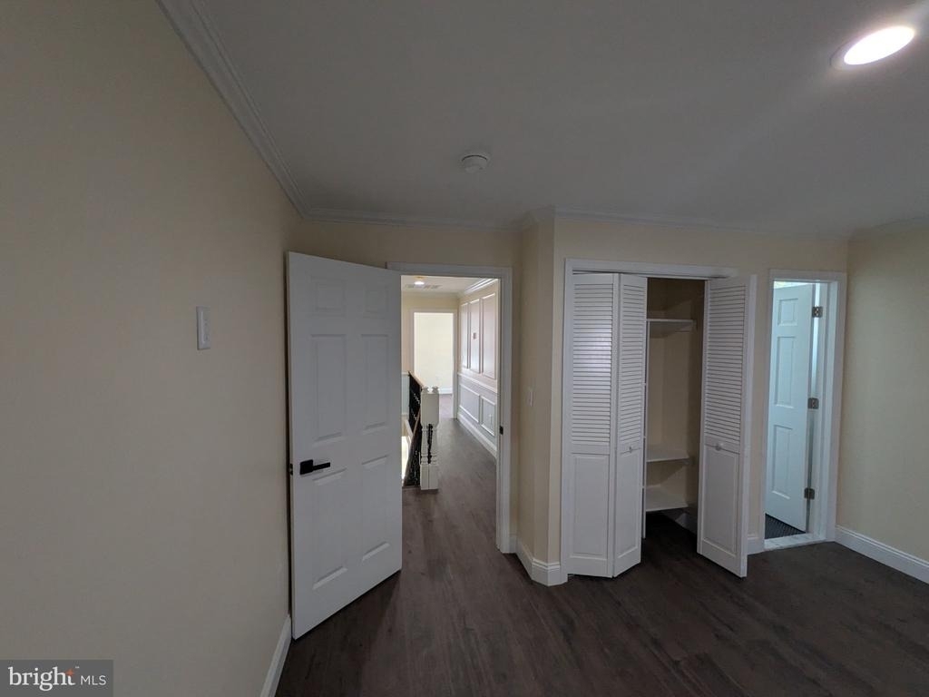 2953 Miles Avenue - Photo 22