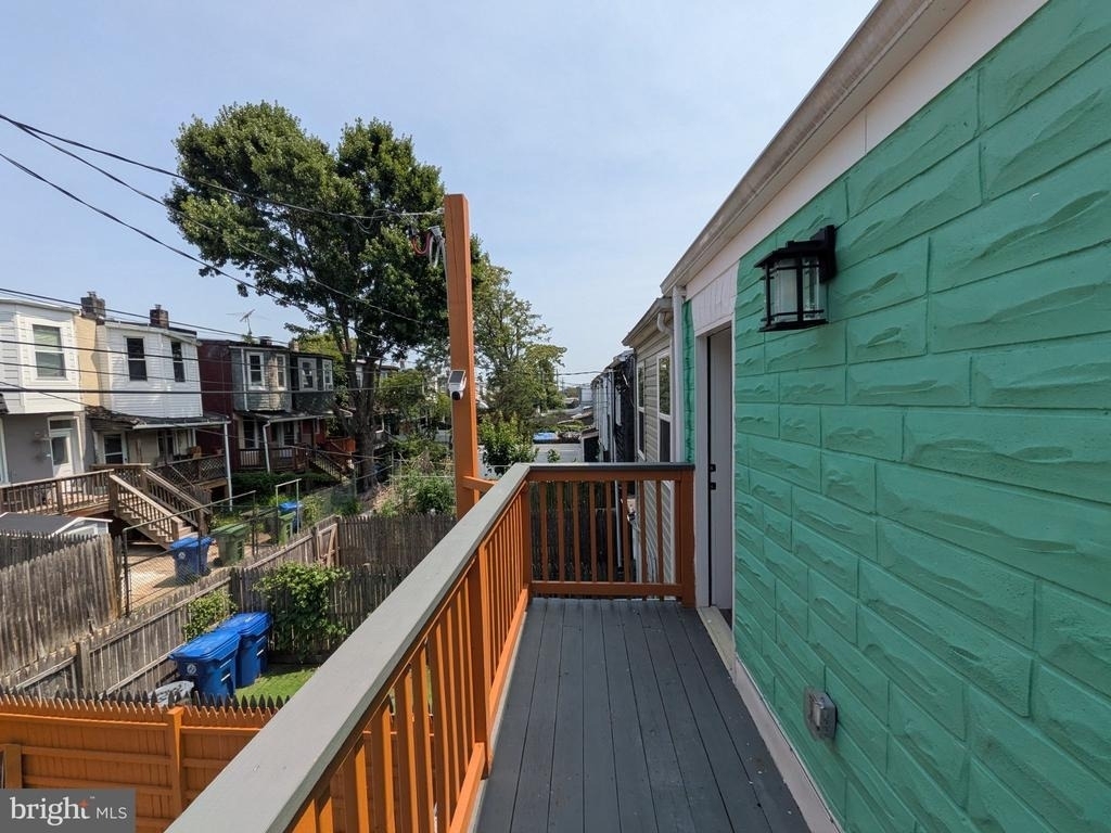2953 Miles Avenue - Photo 26