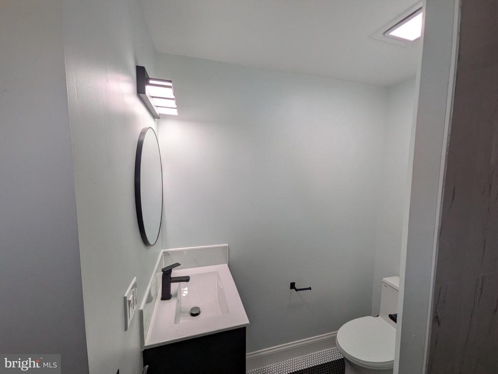 2953 Miles Avenue - Photo 15