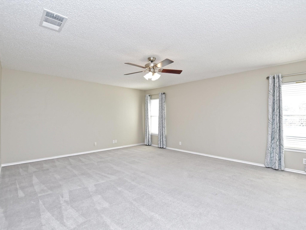 1307 Chalk Ln - Photo 16
