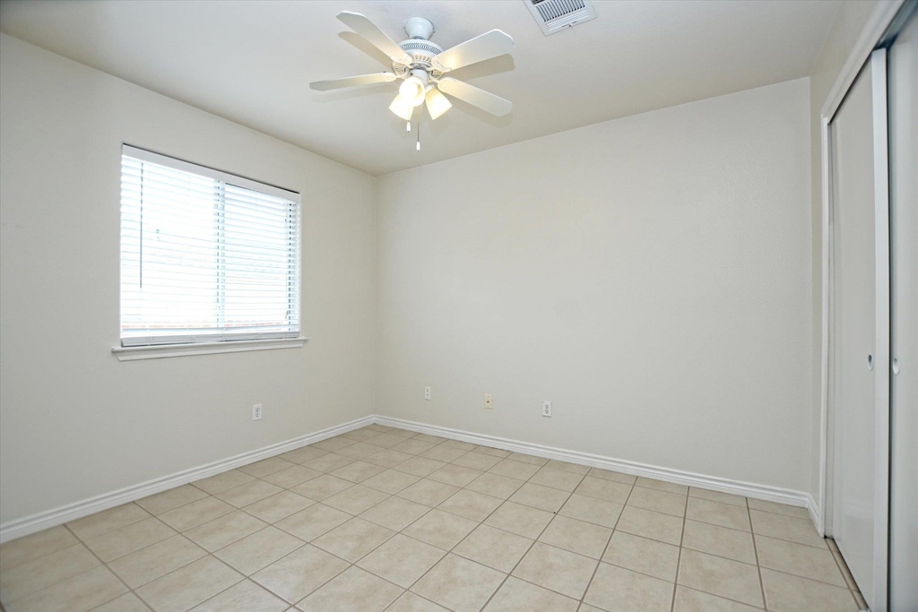 20601 Camel Back St - Photo 20