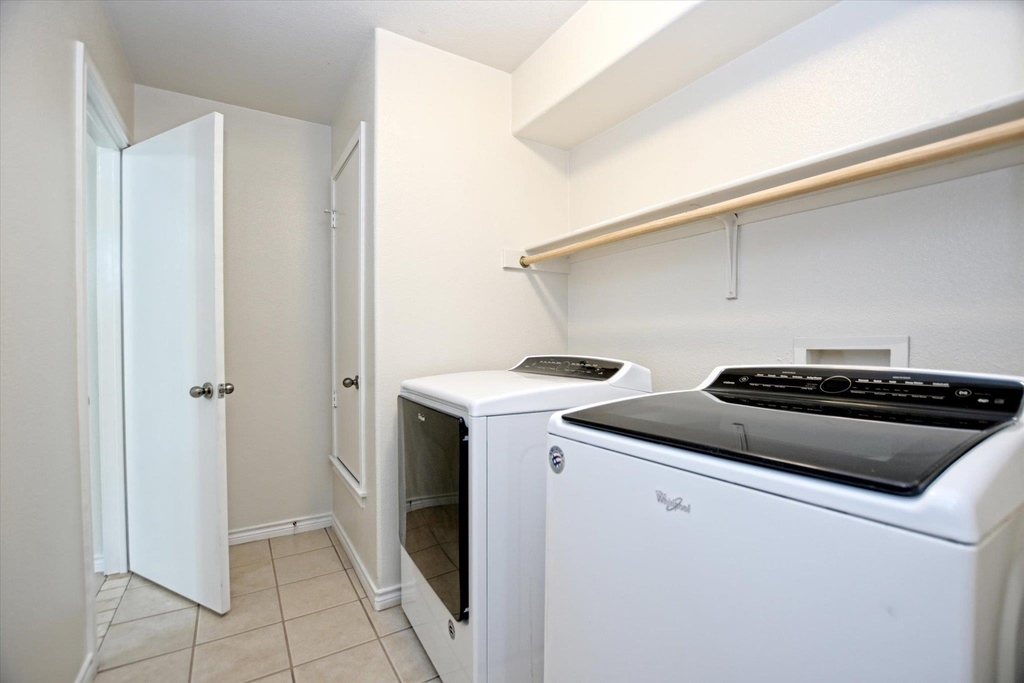 20601 Camel Back St - Photo 14