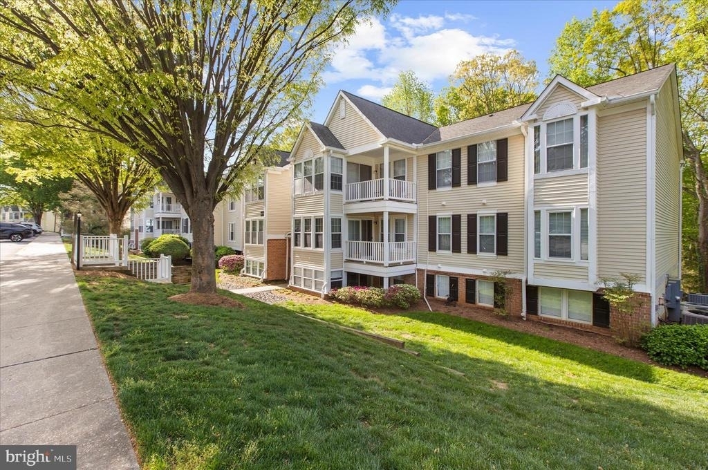 696 Southern Hills Drive - Photo 5