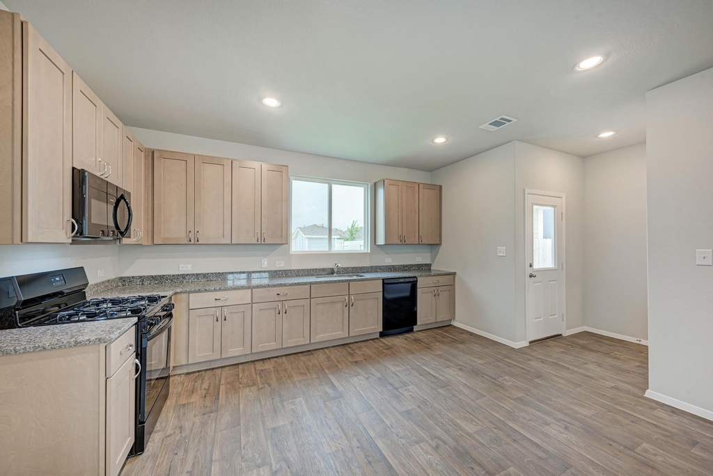 158 Daylily Dr - Photo 13