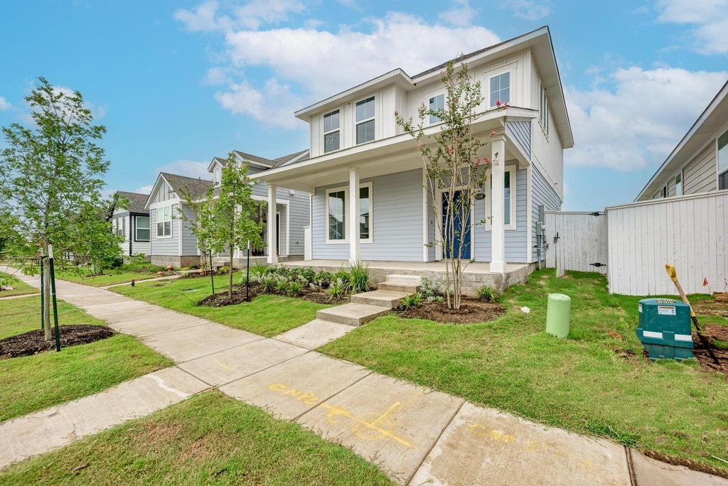 158 Daylily Dr - Photo 0