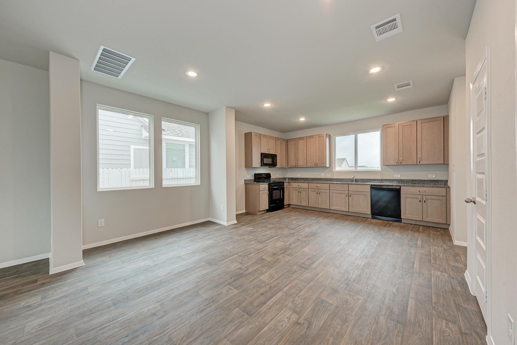 158 Daylily Dr - Photo 9
