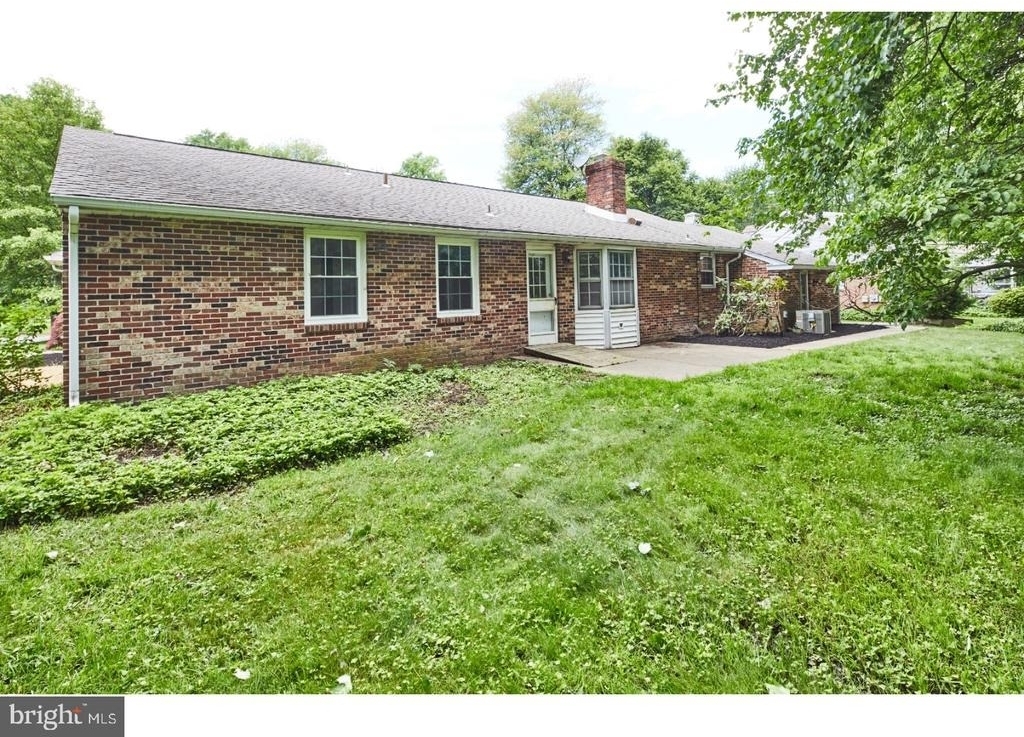 506 Foulkstone Road - Photo 17