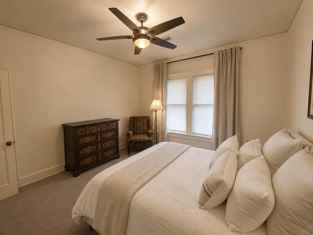 3200 Harris Park Ave - Photo 9