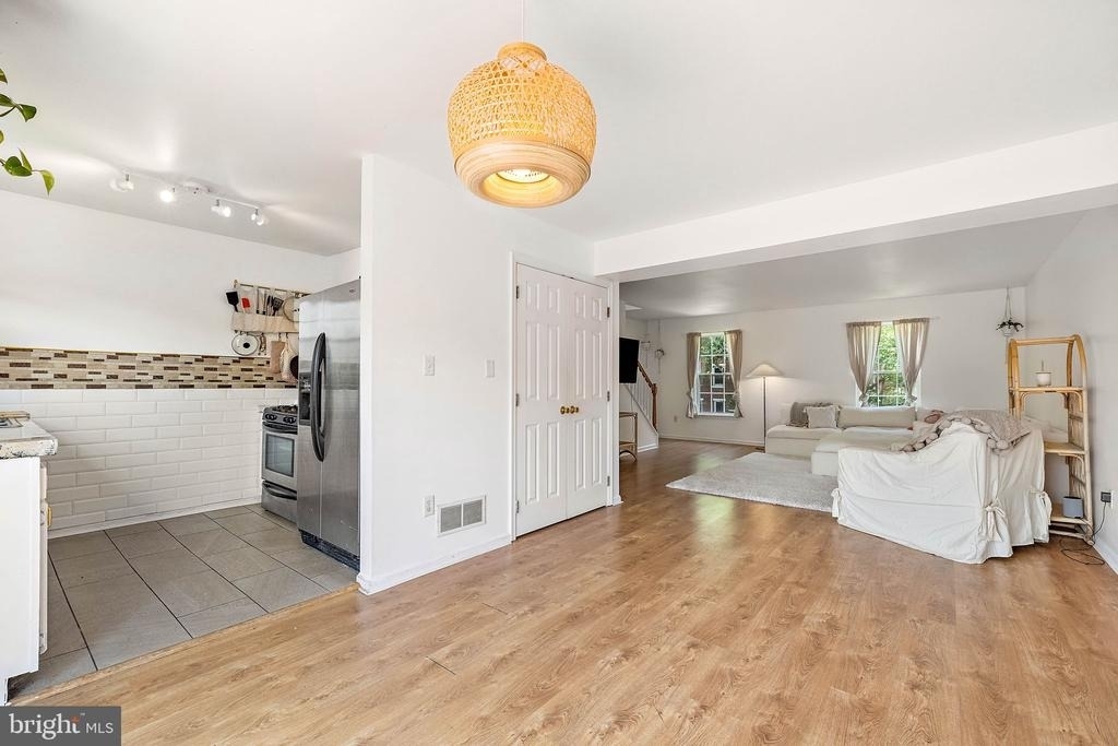 906 Gray Street - Photo 4