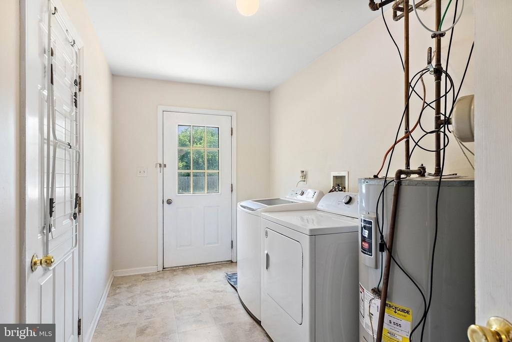 906 Gray Street - Photo 3
