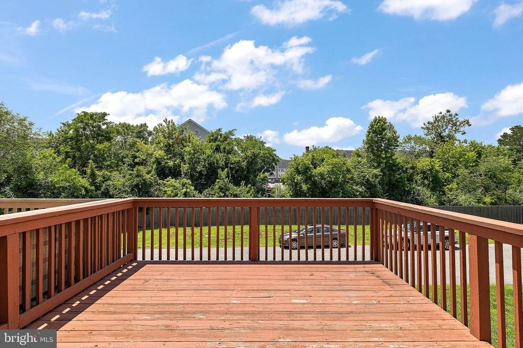 906 Gray Street - Photo 6
