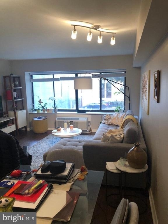 2405 I Street Nw - Photo 5