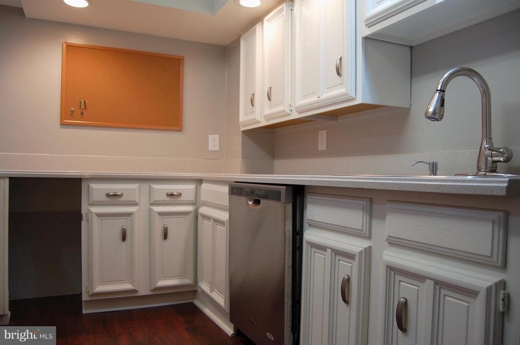 2405 I Street Nw - Photo 11