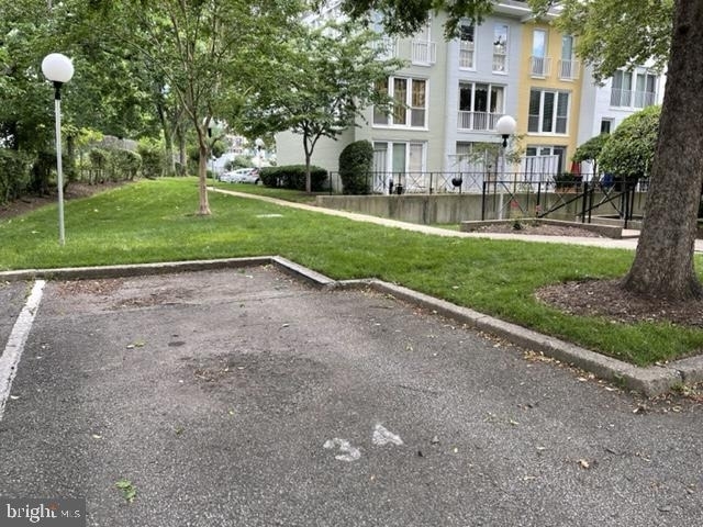61 G Street Sw - Photo 36