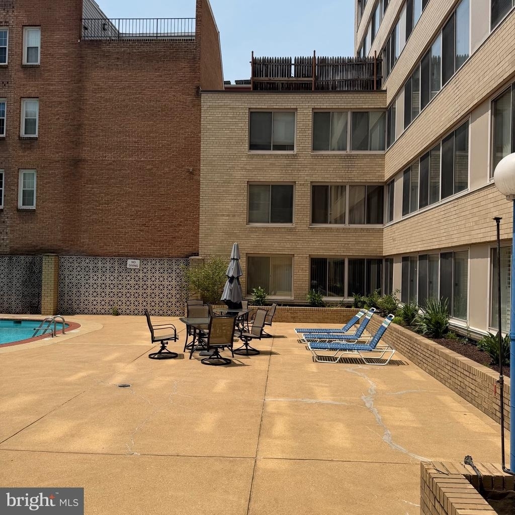 922 24th Street Nw - Photo 8