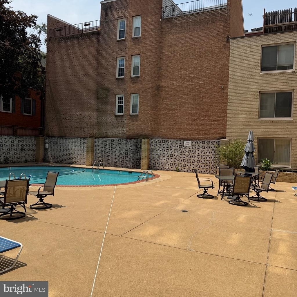 922 24th Street Nw - Photo 7
