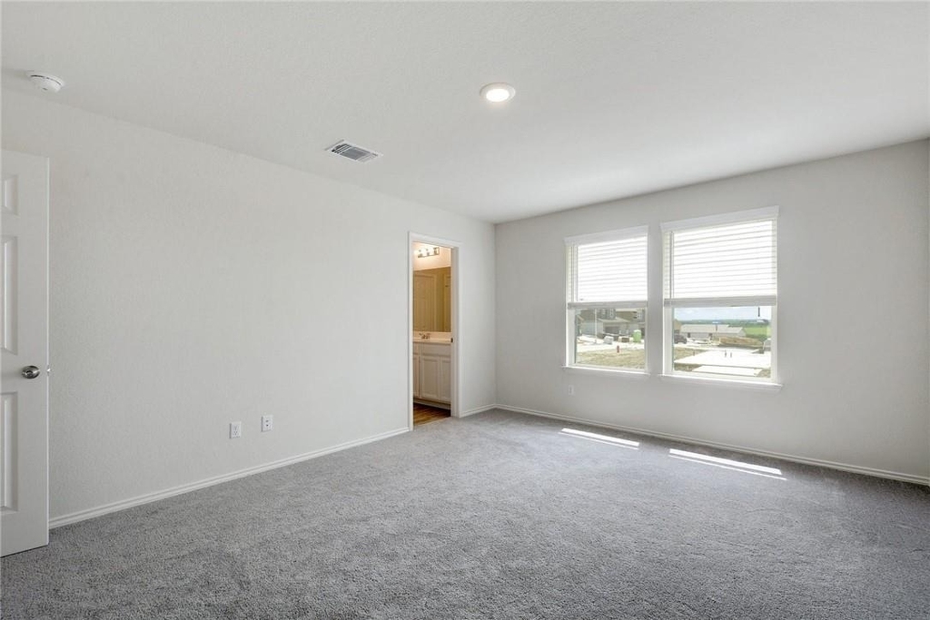 121 Nettletree Dr - Photo 14