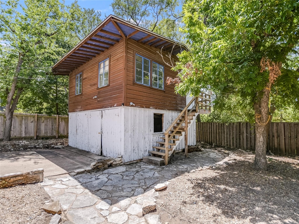 2304 Longview St - Photo 29
