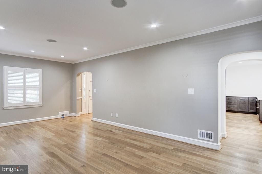 1626 Kalmia Road Nw - Photo 9