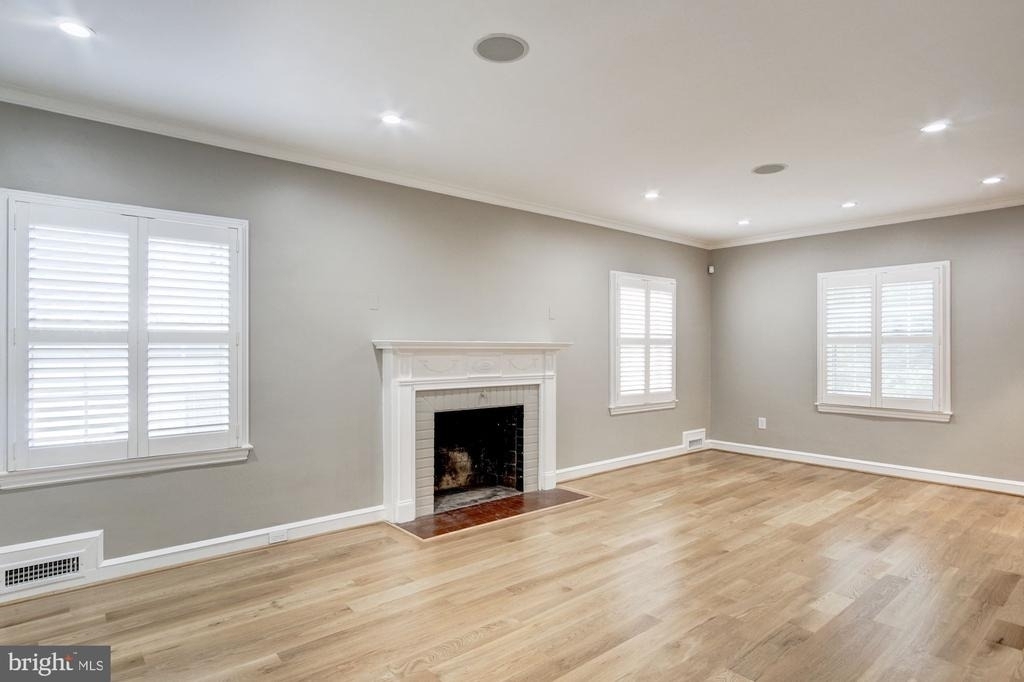 1626 Kalmia Road Nw - Photo 8