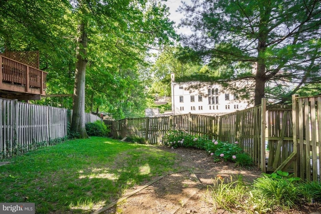 1626 Kalmia Road Nw - Photo 44