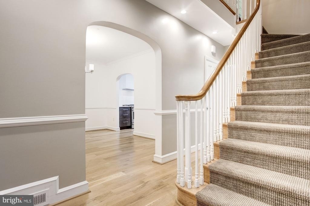 1626 Kalmia Road Nw - Photo 24