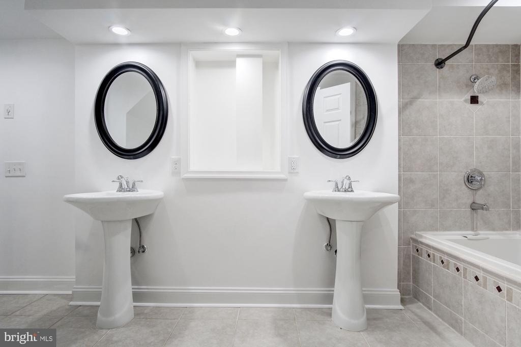 1626 Kalmia Road Nw - Photo 41