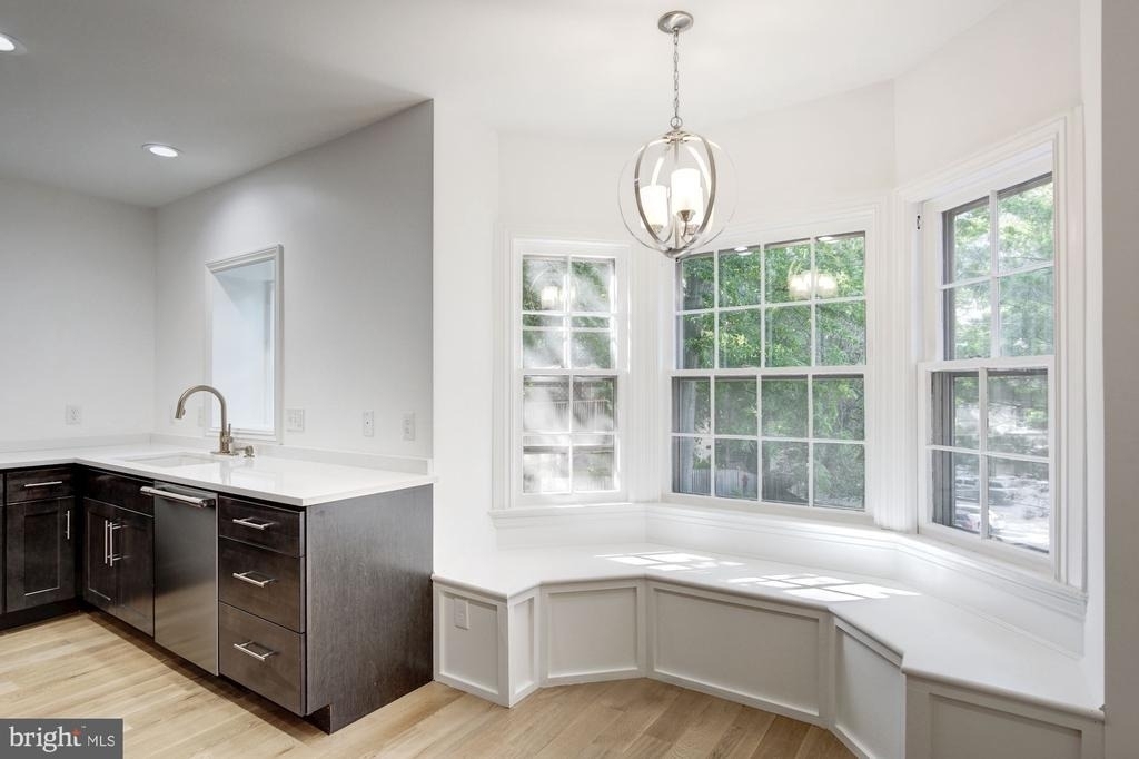 1626 Kalmia Road Nw - Photo 16