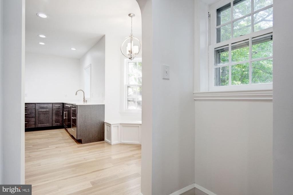 1626 Kalmia Road Nw - Photo 10