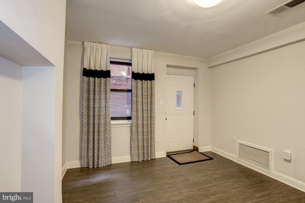 2022 N Street Nw - Photo 12