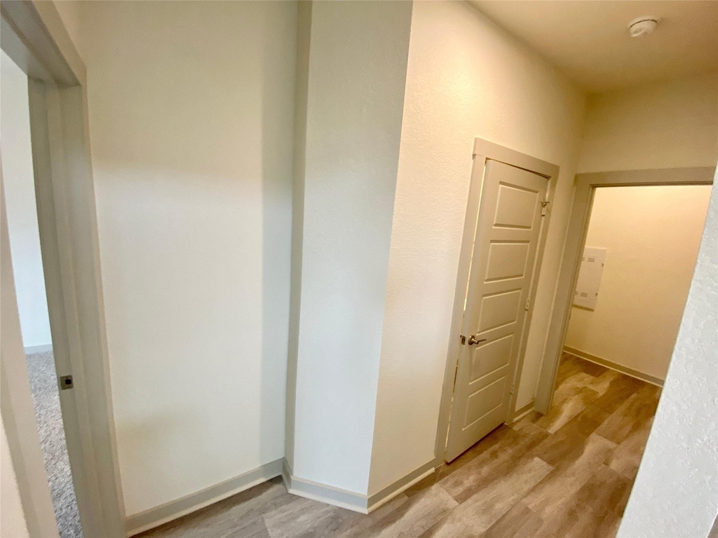 10210 Criswell Rd - Photo 9