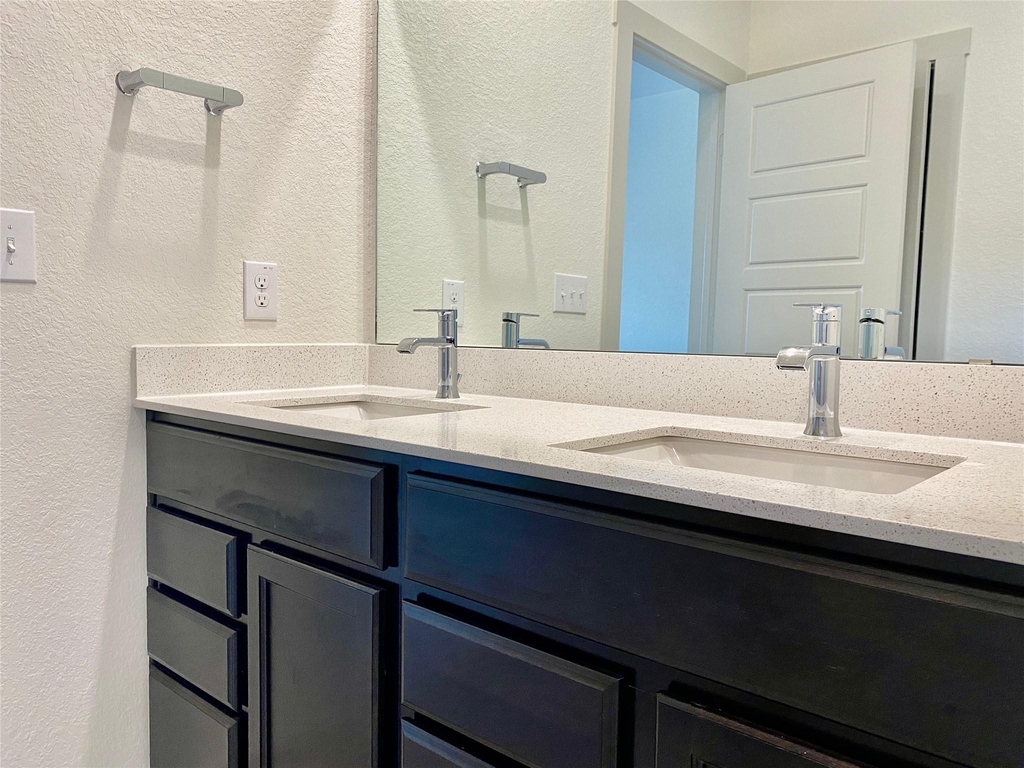 10210 Criswell Rd - Photo 16