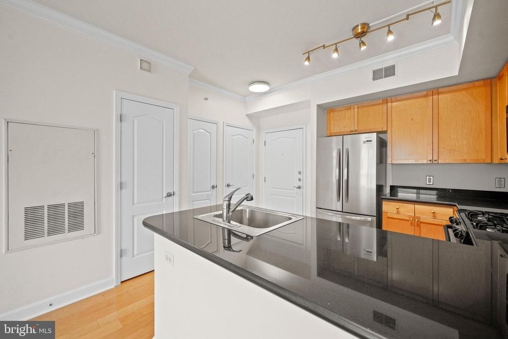 1441 Rhode Island Avenue Nw - Photo 9