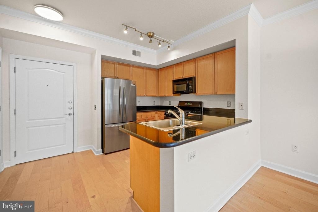 1441 Rhode Island Avenue Nw - Photo 3