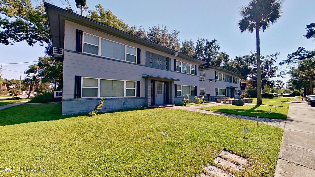 1613 Flagler Avenue - Photo 0