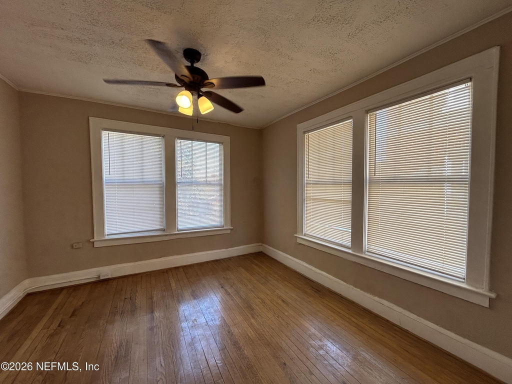 2623 College Street - Photo 11