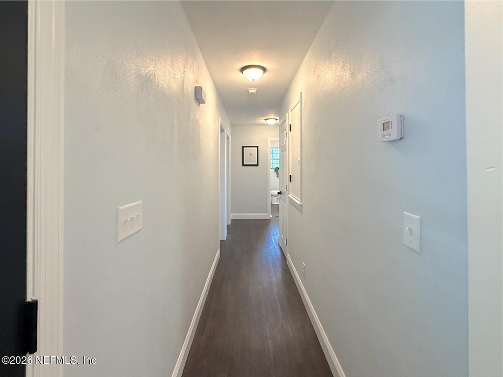 10135 Lakeview Road W - Photo 4