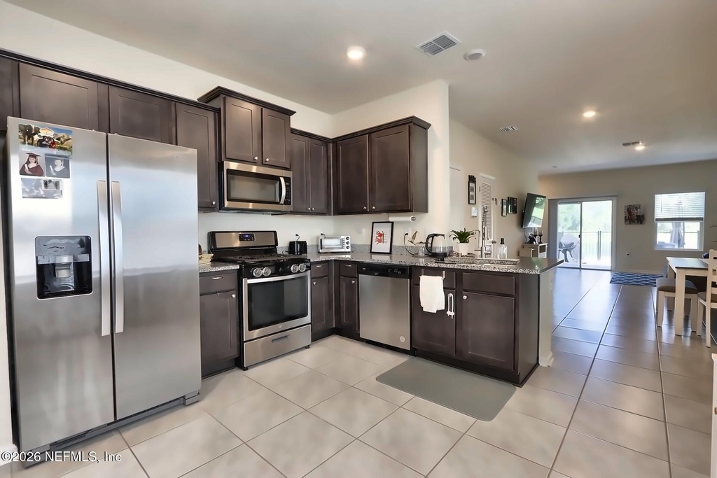 85 Temple Drive - Photo 4