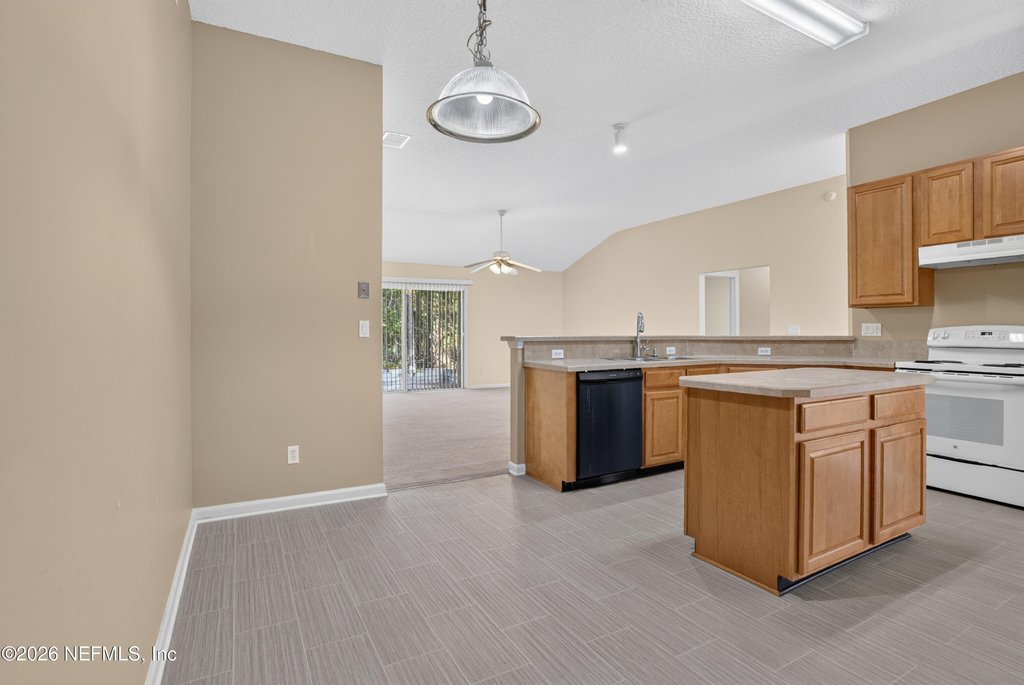 299 Johns Creek Parkway - Photo 21