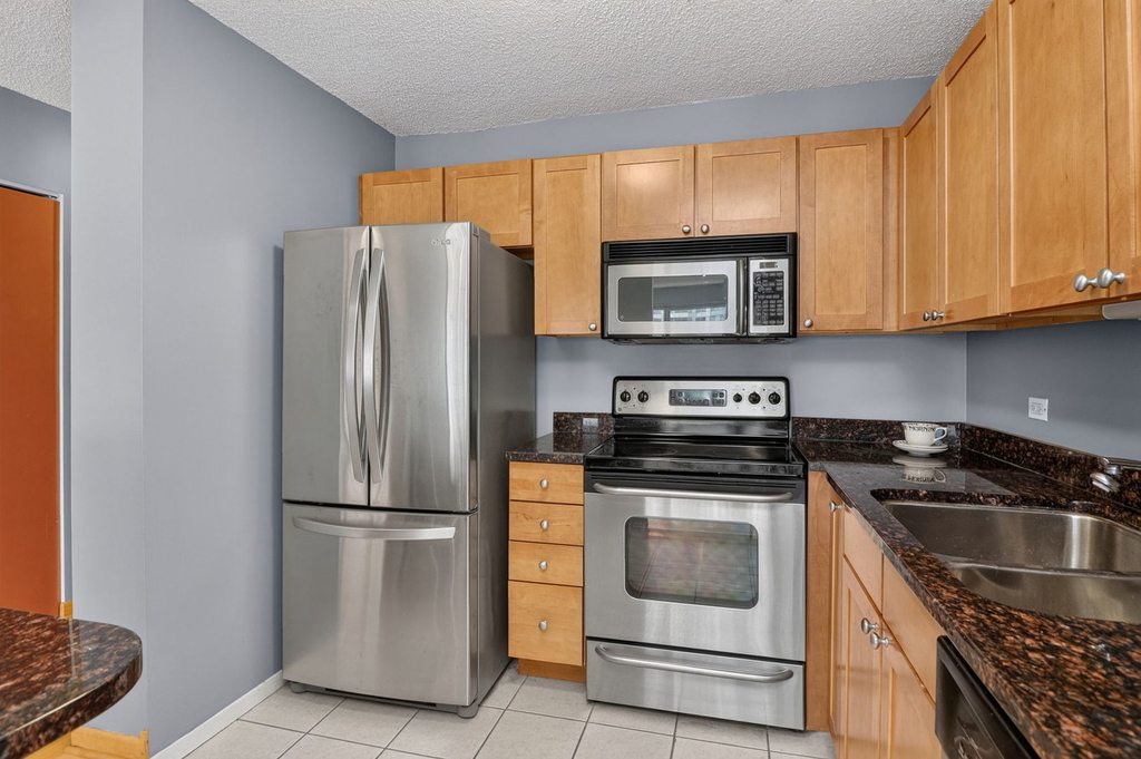 30 E Huron Street - Photo 10