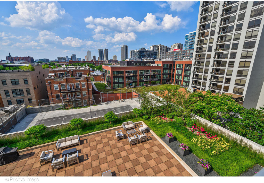 230 W Division Street - Photo 14