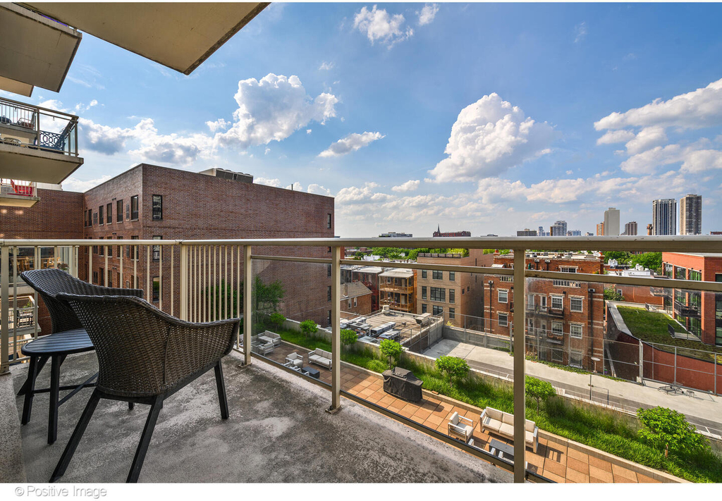 230 W Division Street - Photo 13