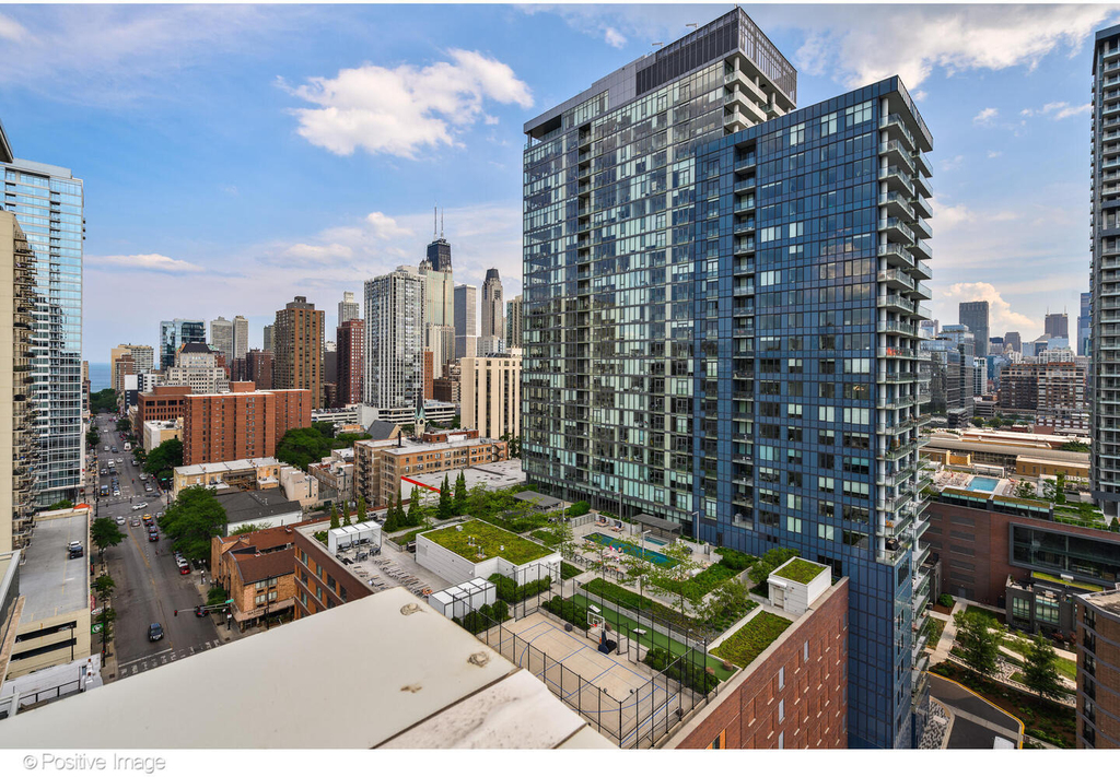 230 W Division Street - Photo 17