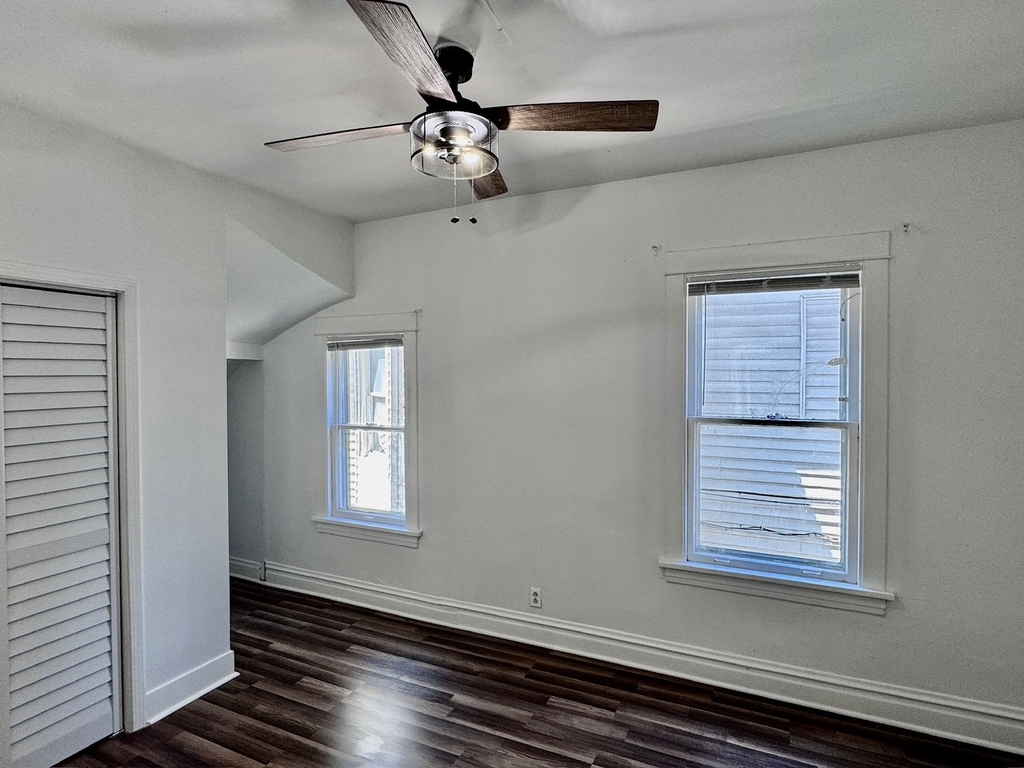 2047 N Lavergne Avenue - Photo 5
