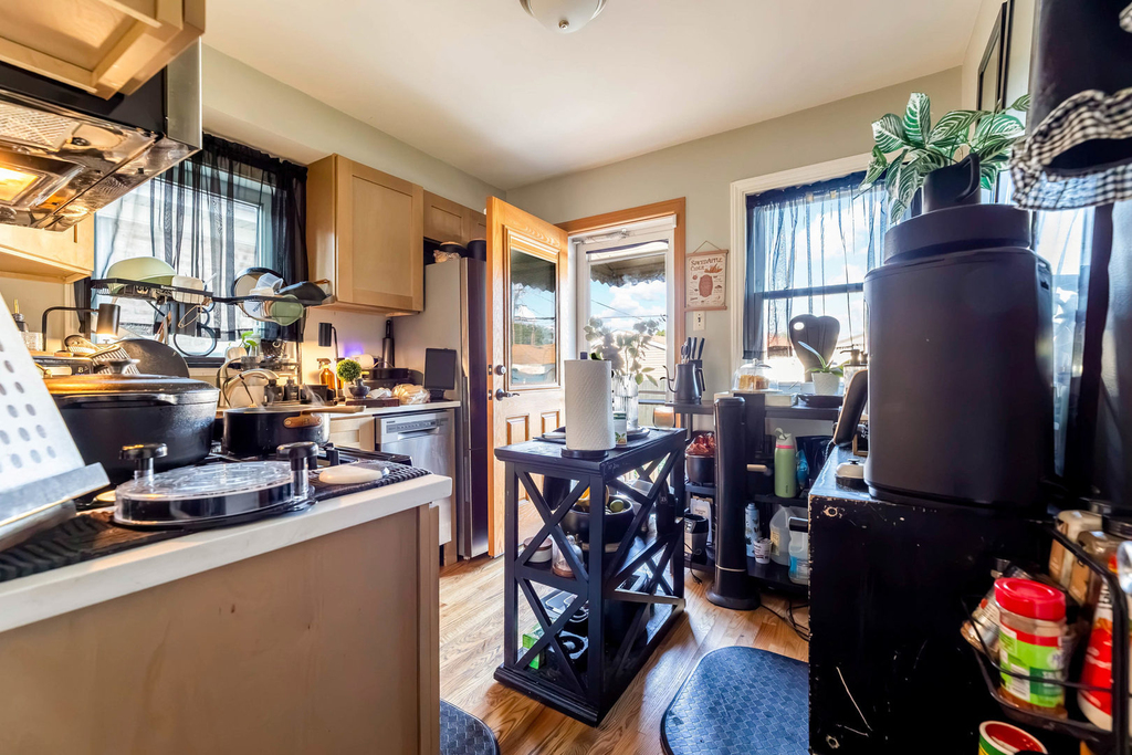 6152 S Mulligan Avenue - Photo 3