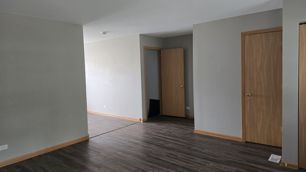 2053 Grayhawk Drive - Photo 2