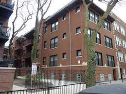 713 W Barry Avenue - Photo 0