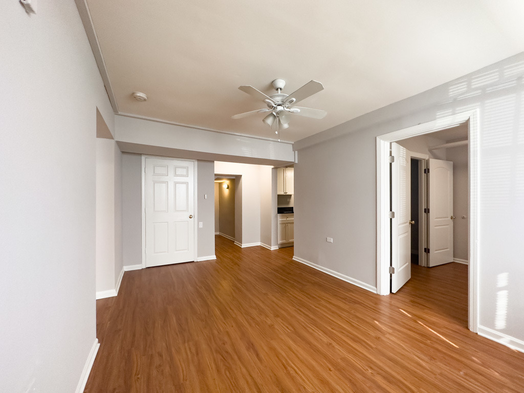 5748 N Winthrop Avenue - Photo 7